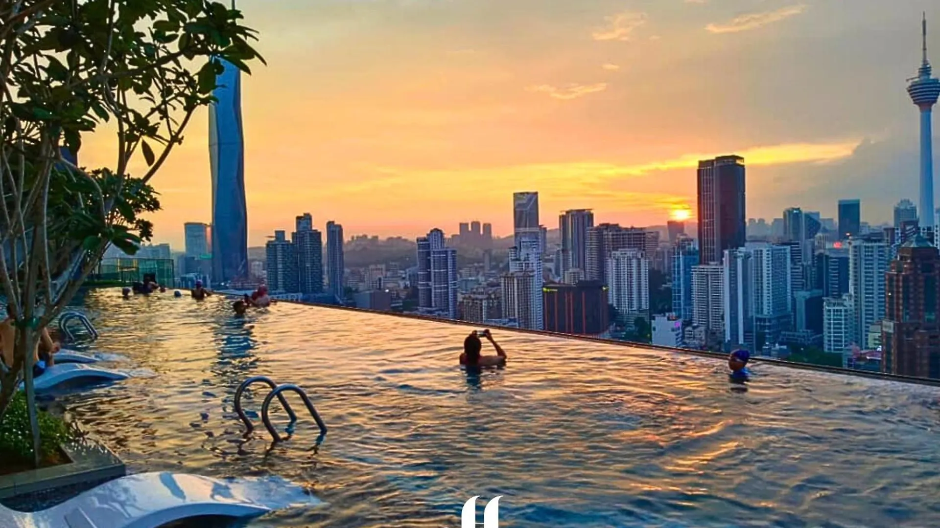 Апартаменты *5 Axon Bukit Bintang Klcc 1Bed 1Bath Куала-Лумпур