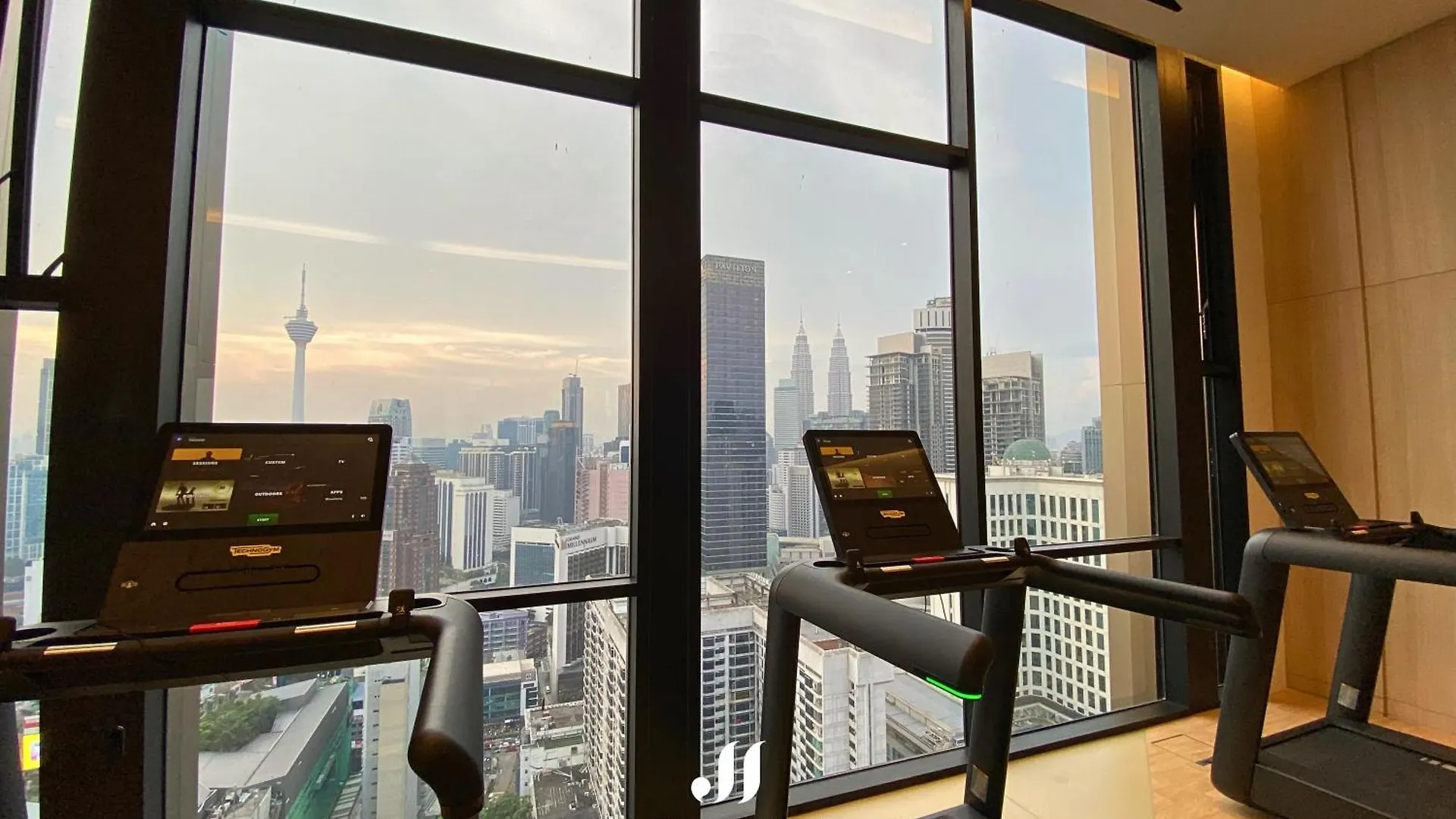 Апартаменты *5 Axon Bukit Bintang Klcc 1Bed 1Bath Куала-Лумпур